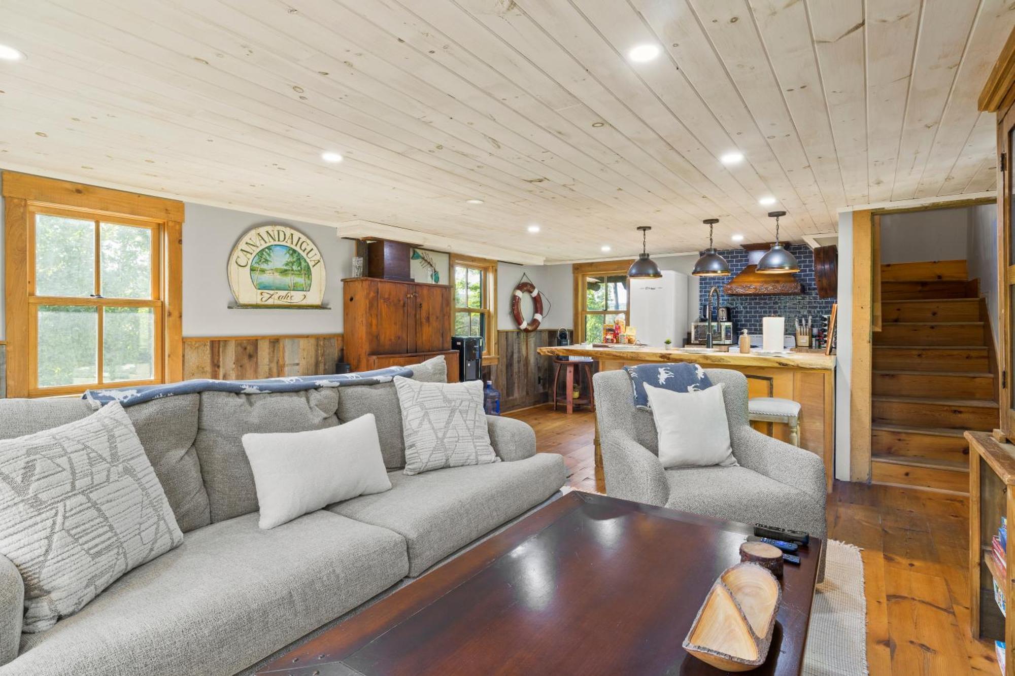 Cozy Two Bedroom Home On Canandaigua Lake Rushville Esterno foto